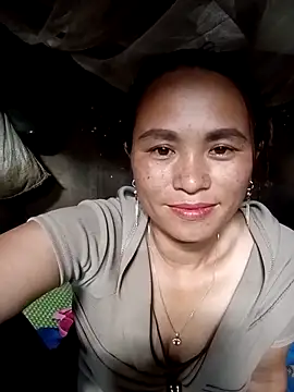 Snapshot of ngaytho004 chatting on May 23, 3:34 am ngaytho004 online show from May 23, 3:34 am