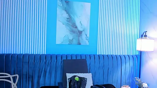 dahianeconnor online show from April 15, 11:39 am