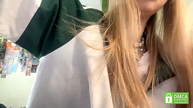 JanelBray online show from February 26, 9:08 am