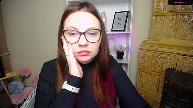 LiliaErmi online show from December 17, 5:57 am