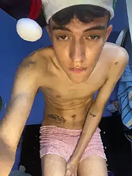 Snapshot of Juan_Gomezz26 chatting on December 17, 7:14 am Juan Gomezz26 online show from December 17, 7:14 am