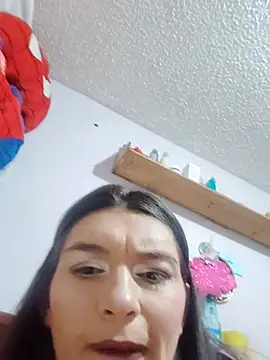 Snapshot of Afrodita2035 chatting on December 15, 5:17 pm Afrodita2035 online show from December 15, 5:17 pm