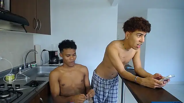 black men9 online show from March 15, 11:00 pm