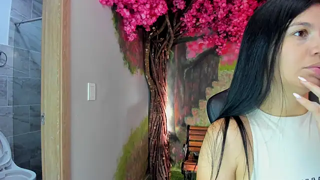 Snapshot of marahanson_ chatting on December 17, 12:00 pm marahanson online show from December 17, 12:00 pm