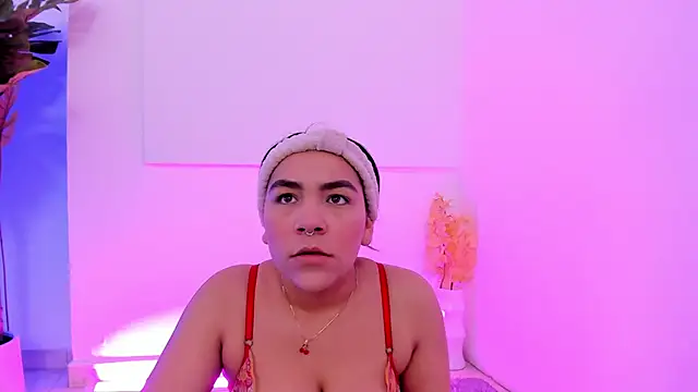 Sophie-dallas online show from December 15, 12:53 pm