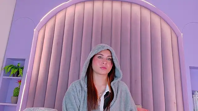 Miia Anderson online show from April 17, 12:30 pm