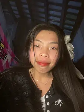 lux-su online show from March 14, 2:55 pm