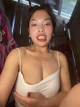 lux-su online show from March 21, 5:12 am