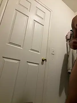 faces818 online show from April 17, 7:33 am