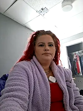 Snapshot of Goddessalizeee chatting on December 17, 3:51 pm Goddessalizeee online show from December 17, 3:51 pm