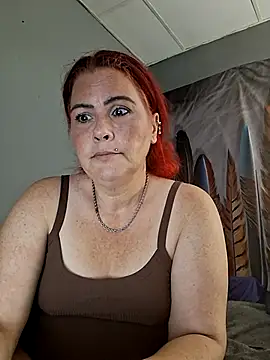 Snapshot of Goddessalizeee chatting on June 27, 9:25 am Goddessalizeee online show from June 27, 9:25 am