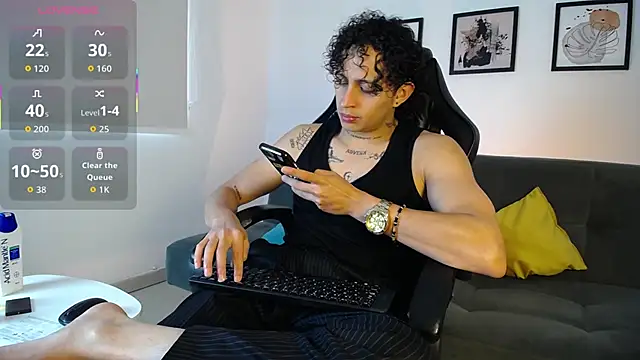 Snapshot of Jay_Taylor chatting on January 10, 9:30 pm Jay Taylor online show from January 10, 9:30 pm