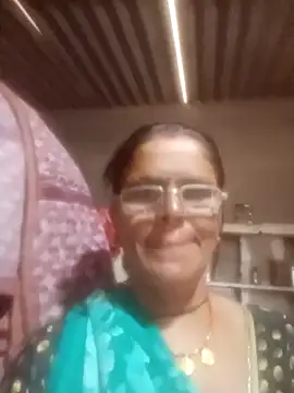Snapshot of Pinki_rajak chatting on May 7, 5:13 am Pinki rajak online show from May 7, 5:13 am