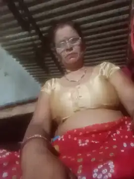 Snapshot of Pinki_rajak chatting on May 19, 11:11 pm Pinki rajak online show from May 19, 11:11 pm