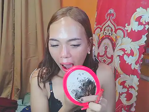 ur lovelyjessy online show from May 30, 12:30 am