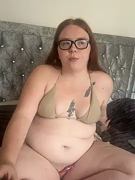 Snapshot of AnnieAinsx chatting on June 16, 9:12 am AnnieAinsx online show from June 16, 9:12 am