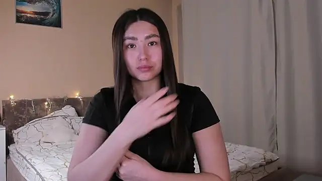 pink dove online show from December 14, 9:25 am