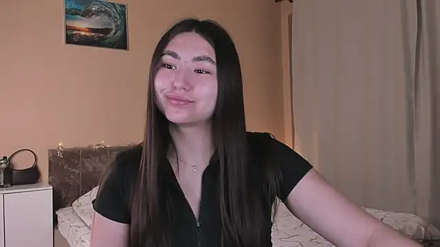 pink dove online show from December 15, 10:30 am