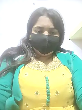 Snapshot of Yaya_345 chatting on December 15, 8:29 am Yaya 345 online show from December 15, 8:29 am