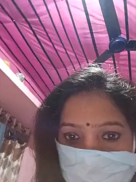 riyankabiswas201 online show from December 17, 5:46 am