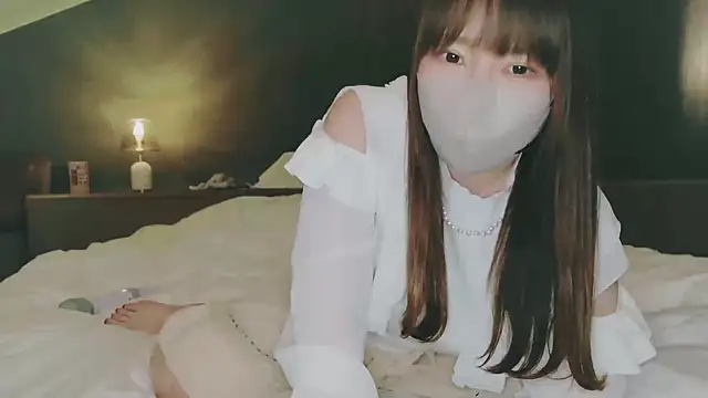 yuyuchan   online show from February 22, 10:36 am