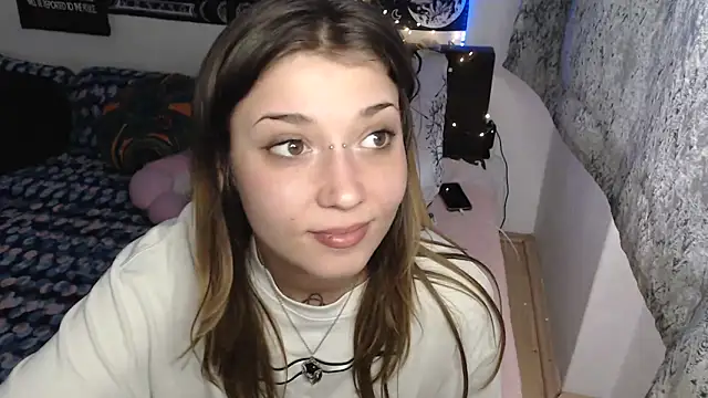 AlienforTwenty online show from March 28, 11:32 am