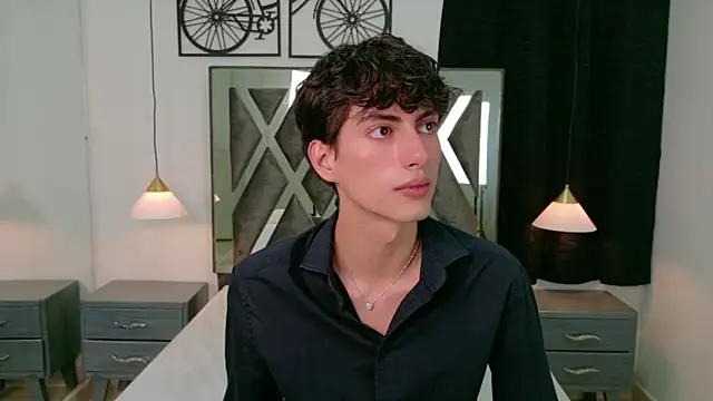 Snapshot of Martin_Williams chatting on February 9, 7:29 pm Martin Williams online show from February 9, 7:29 pm