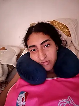 Snapshot of LindaRojas chatting on December 16, 7:41 pm LindaRojas online show from December 16, 7:41 pm