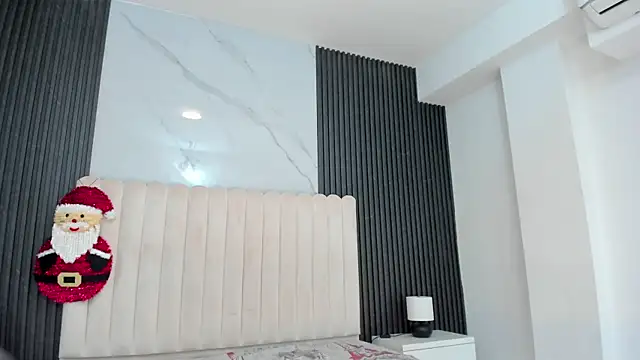 CerenaBroun  online show from December 19, 7:43 pm