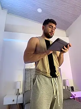 Steve-Carter online show from April 7, 11:54 am