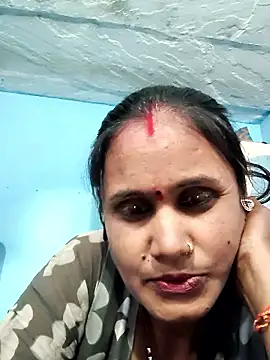 Akanksha soni online show from January 8, 8:05 am