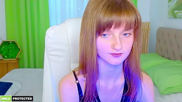 Miss Alisa  online show from April 5, 3:53 pm