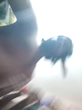 suhxil79 online show from March 11, 6:14 pm