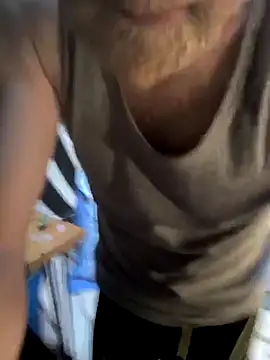 Snapshot of Unusual_places23 chatting on December 20, 12:12 pm Unusual places23 online show from December 20, 12:12 pm