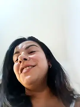 Snapshot of luluclark69 chatting on February 25, 10:41 pm luluclark69 online show from February 25, 10:41 pm