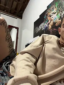 Snapshot of EnjoymentRapha chatting on December 17, 1:00 am EnjoymentRapha online show from December 17, 1:00 am