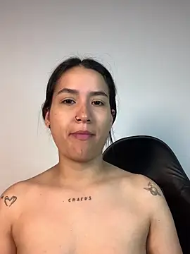 Val12777 online show from February 18, 12:01 pm