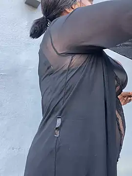 THICKBARBIE32 online show from June 15, 6:04 am