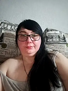 Snapshot of MariSwan222 chatting on February 5, 9:41 pm MariSwan222 online show from February 5, 9:41 pm