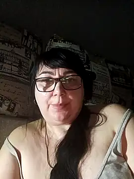 Snapshot of MariSwan222 chatting on February 7, 9:51 pm MariSwan222 online show from February 7, 9:51 pm