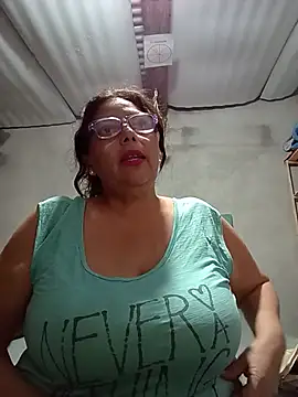 ladyBea11 online show from June 2, 10:56 pm