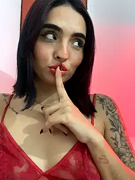 Snapshot of AngelWarm chatting on December 15, 3:44 am AngelWarm online show from December 15, 3:44 am