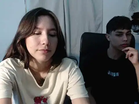 T-PHotxCouple online show from July 11, 2:58 am