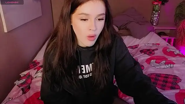 Holly  Bush online show from February 27, 10:37 am