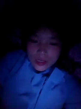 May-Ne online show from April 15, 3:52 pm