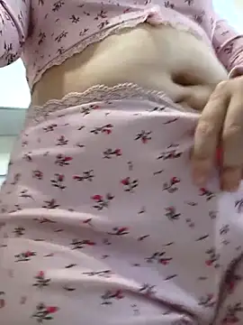 Emilyhomegirl1 online show from February 12, 9:37 am