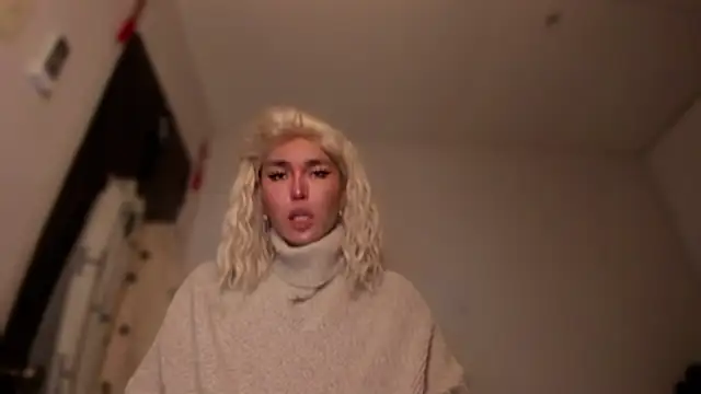 mxshemale ladyboy online show from November 2, 3:47 pm