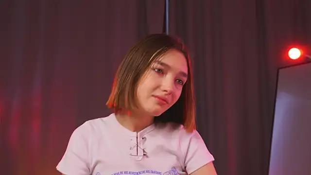 Leyla crsh online show from March 2, 5:30 am