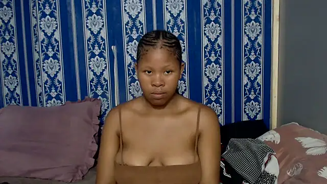 Snapshot of TemptingCloeXx chatting on January 14, 7:30 pm TemptingCloeXx online show from January 14, 7:30 pm