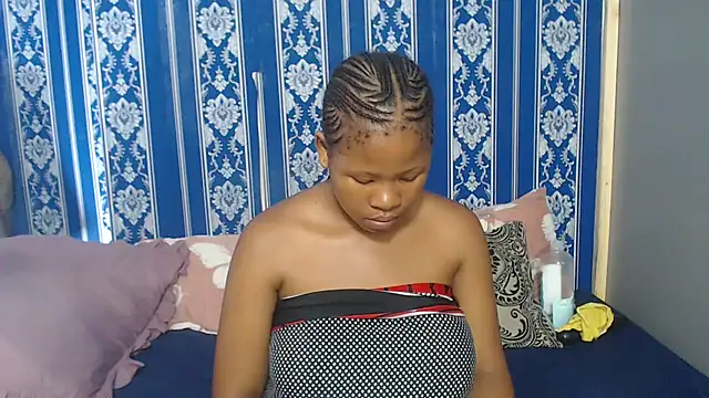 Snapshot of TemptingCloeXx chatting on January 16, 8:46 pm TemptingCloeXx online show from January 16, 8:46 pm